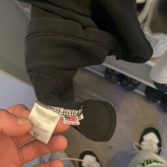 Vlone T - Picture 5 of 5